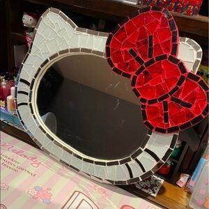 Hello Kitty mirror